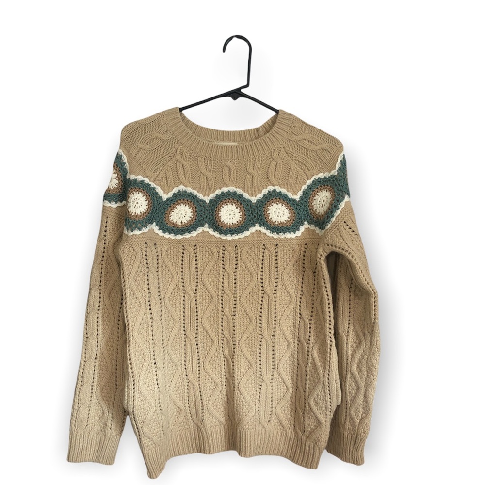 Listicle Cream knitted Sweater with pockets